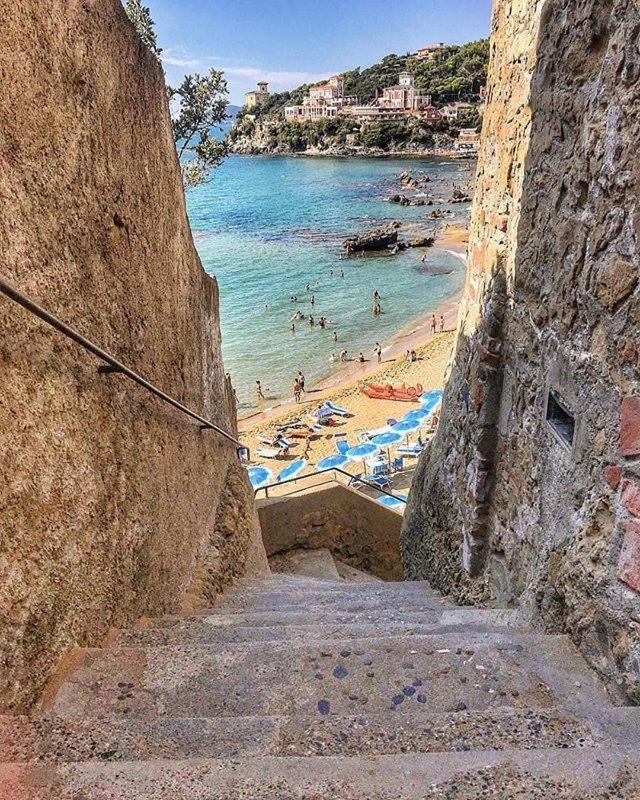 Due graziose camere con vista mare a 5 min dal mare di Castiglioncello Esterno foto
